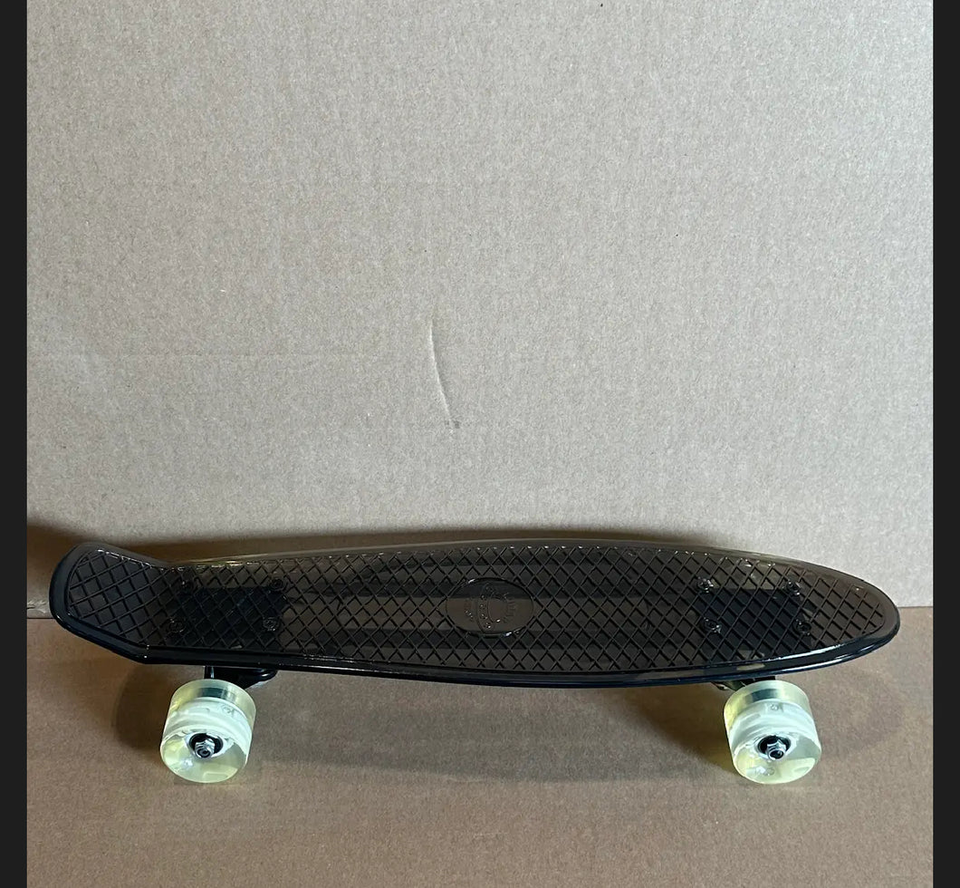 NEW Lunar light up wheel skateboard MSRP $40 - size