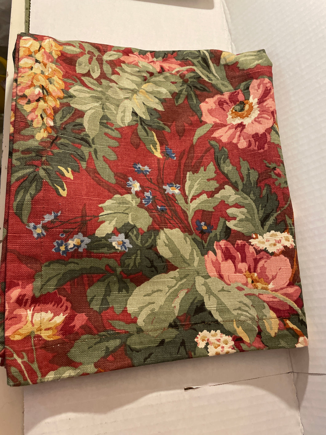 Floral Tablecloth Red/Green Fabric