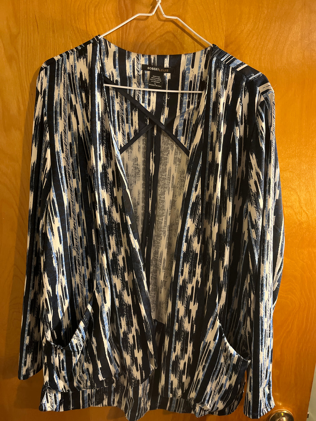 Robert Louis long sleeve cardigan - size Women L (12)