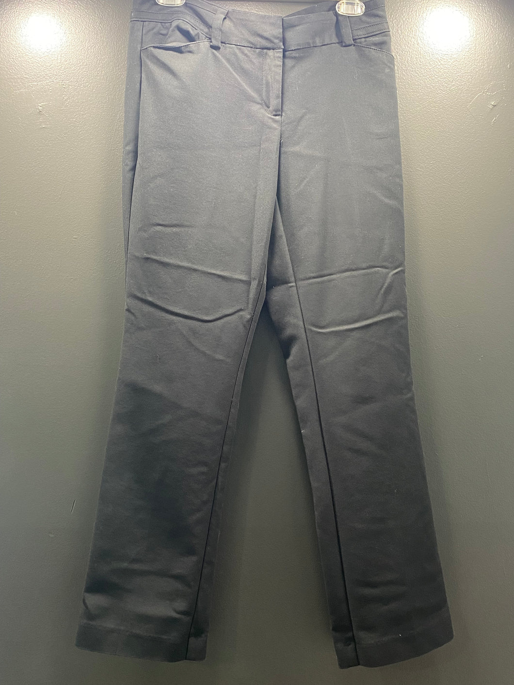 New York & Co Size 6 average fit - size Women S (4-6)