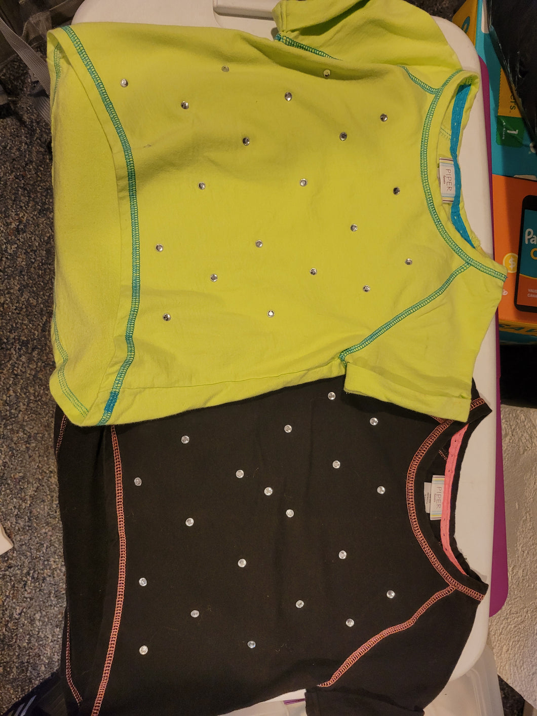 Piper 2-S/S Shirts 1-Green 1-Black w/Gems - size Kids 7