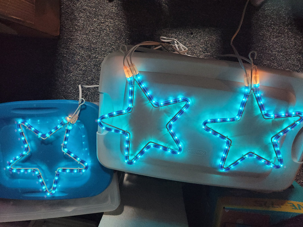 Light up Blue Stars Plug in-all connected
