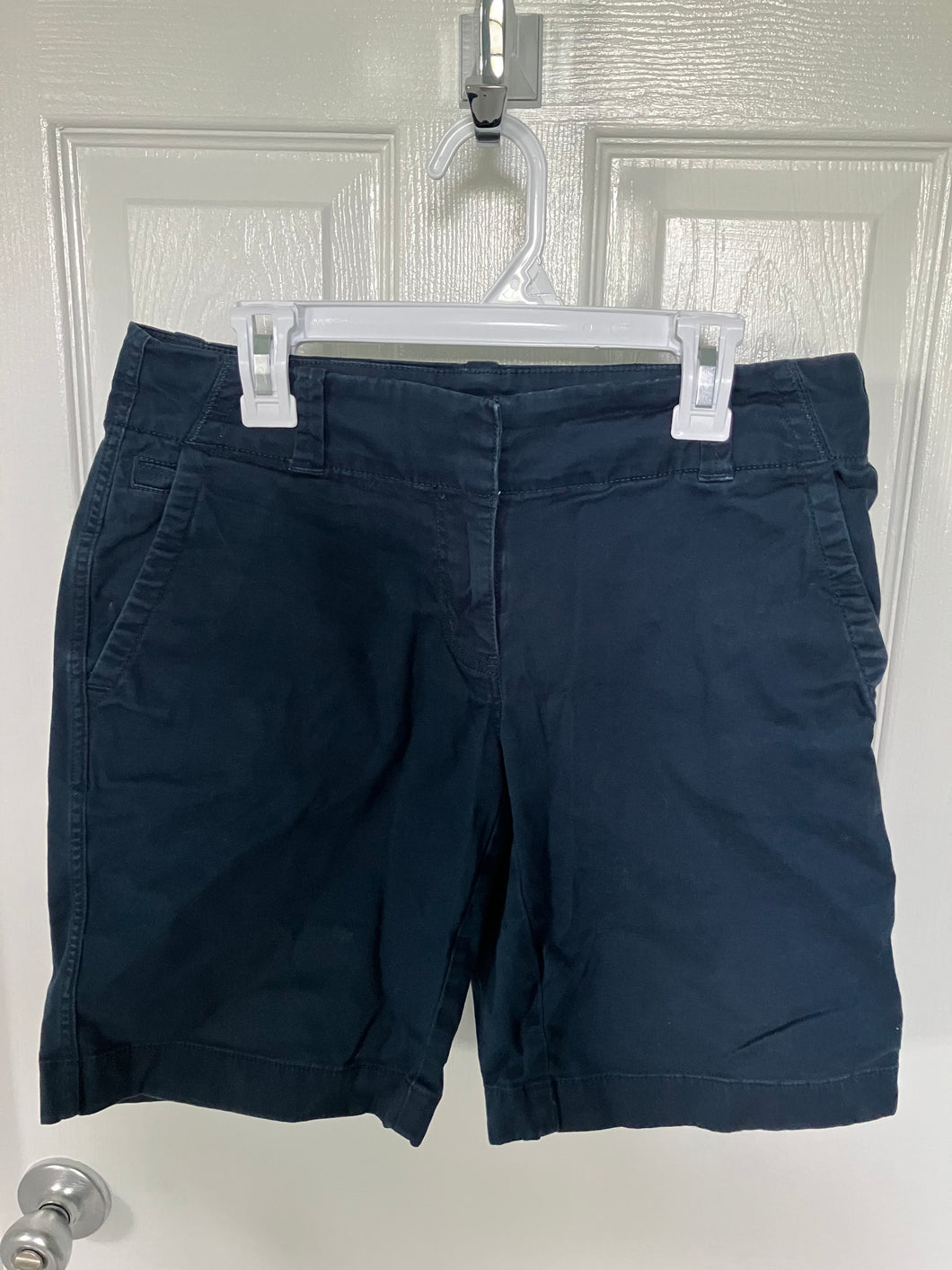 Vineyard Vines Shorts Navy - size Women XS (0-2)