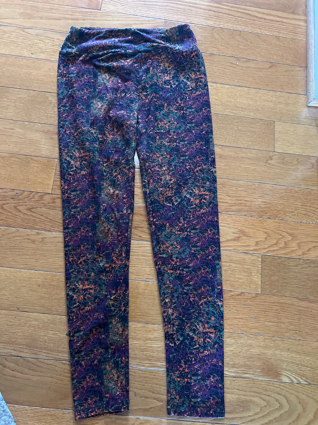 LulaRoe Tights-One Size Black/gray/orange - size Women L (12)