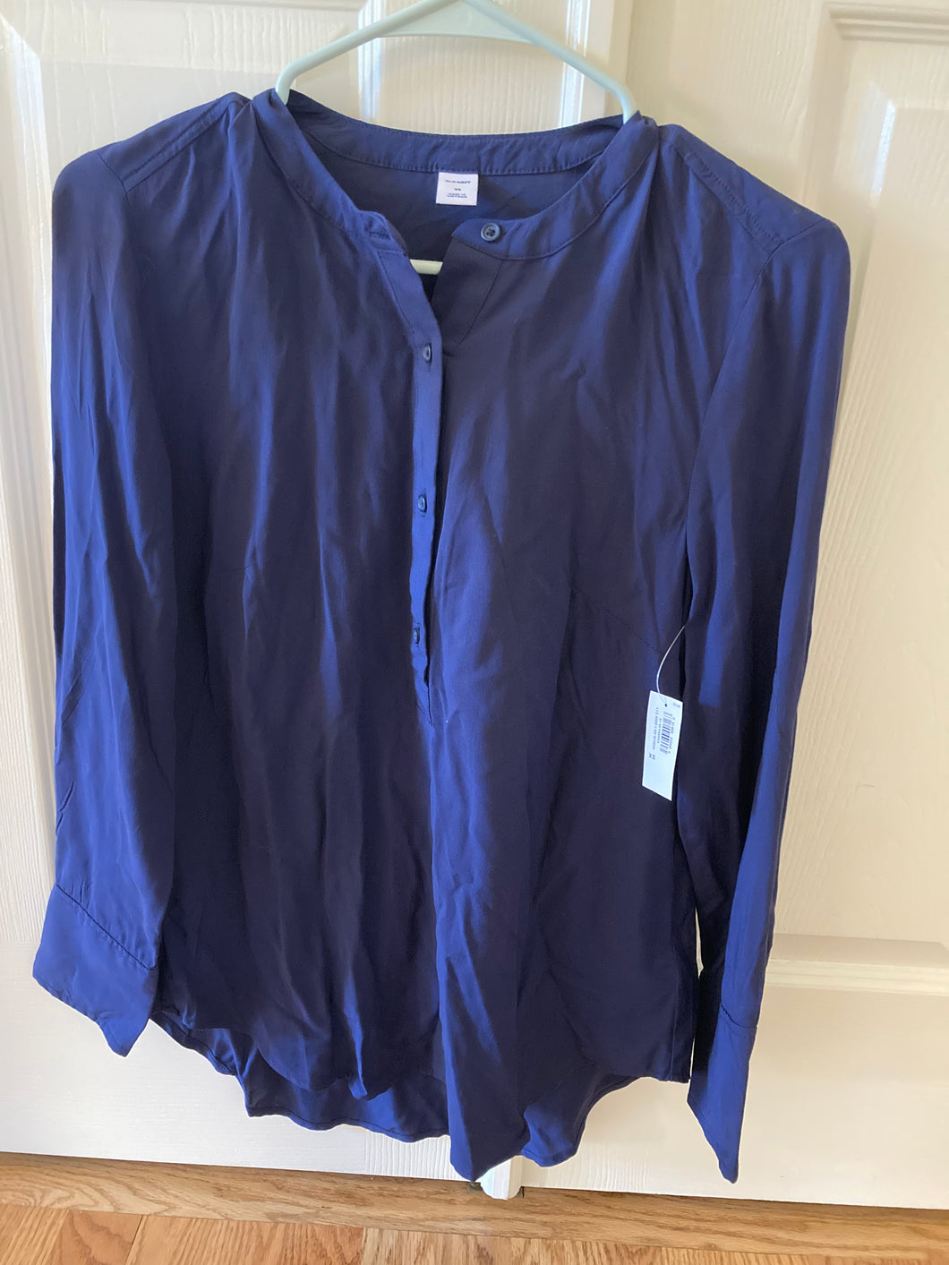 Old Navy NWT navy shirt Long sleeve cozy - size Women XS (0-2)