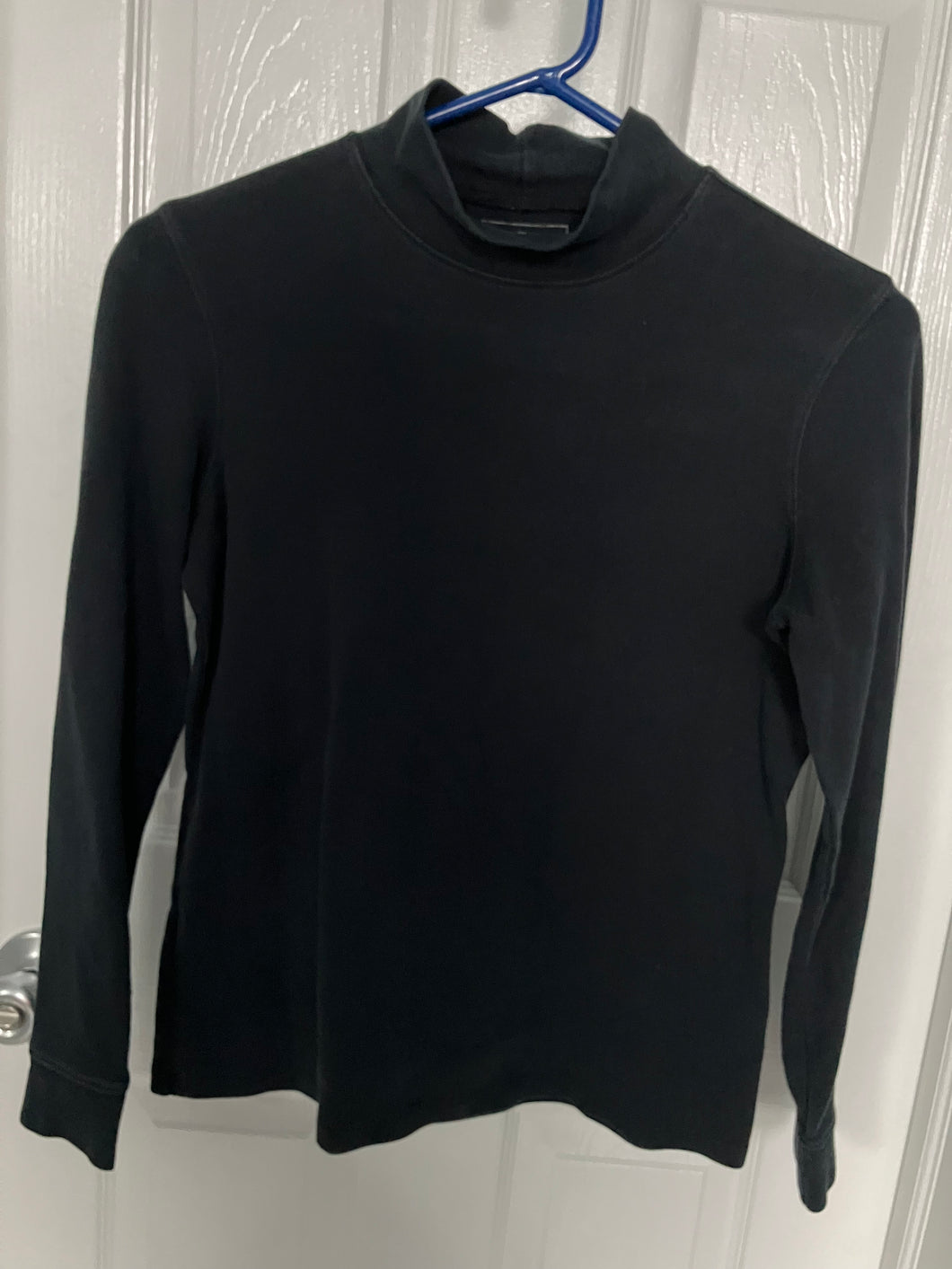 LLBean mock turtleneck Black in nice condition - size Women XS (0-2)