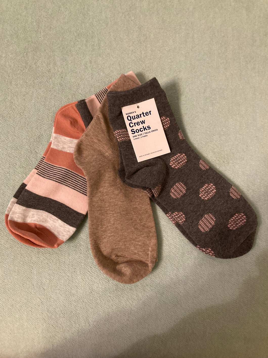 Old Navy NWT 3pack socks Quarter crew