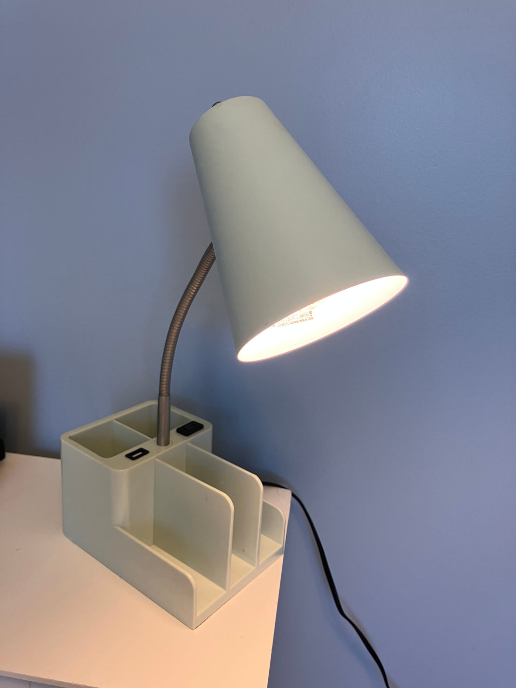 Desk lamp college dorm Power outlet/USB port