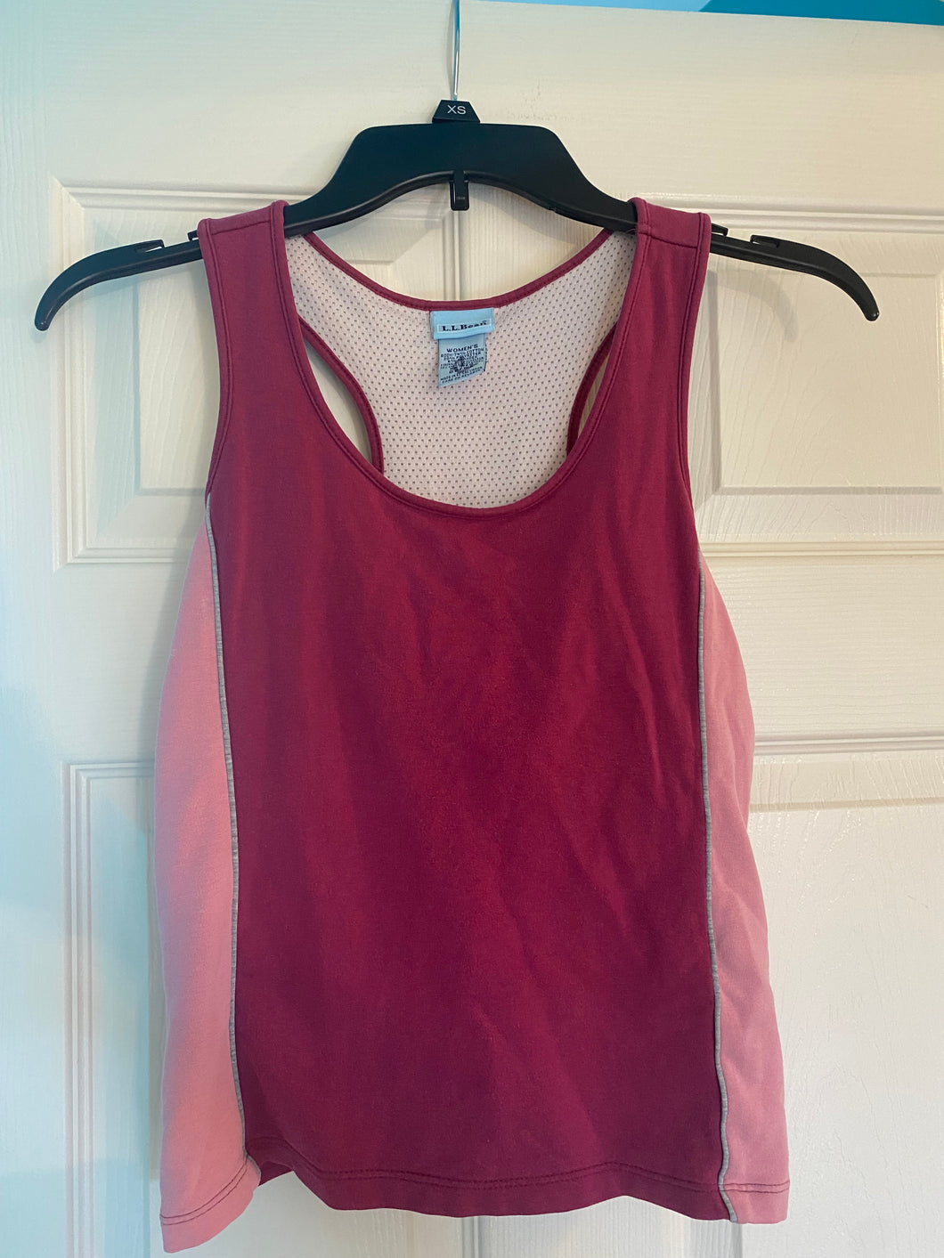 LL Bean tank w shelf bra Great as sports bra - size Women XS (0-2)