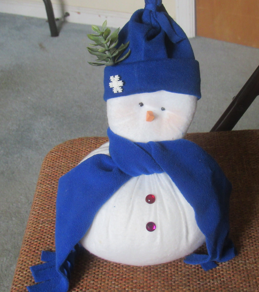 Snowman 10 inches X 6 inches