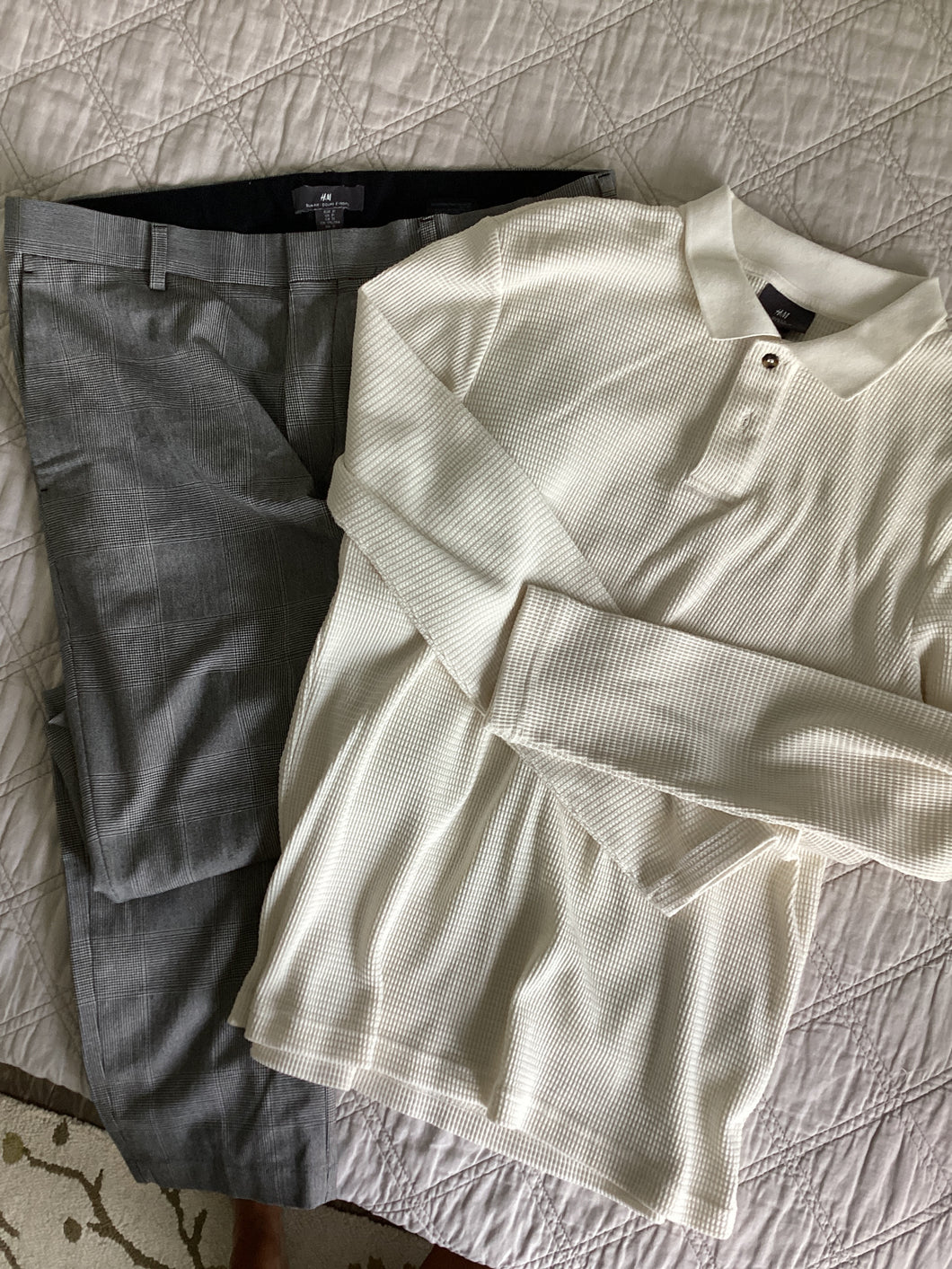 H & M outfit Medium polo shirt - size Mens M