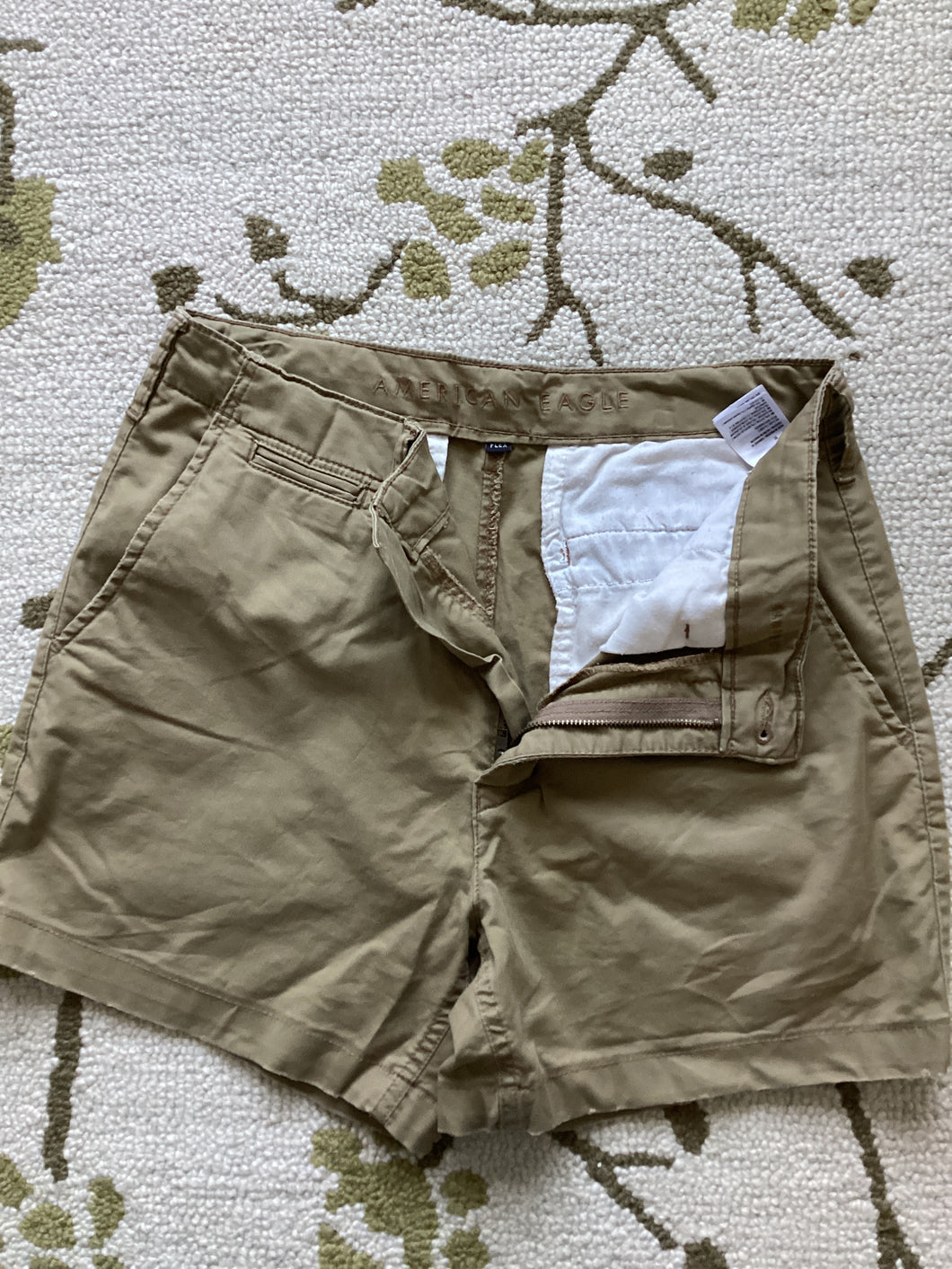 American Eagle shorts Waist 31 - size pants 28-30