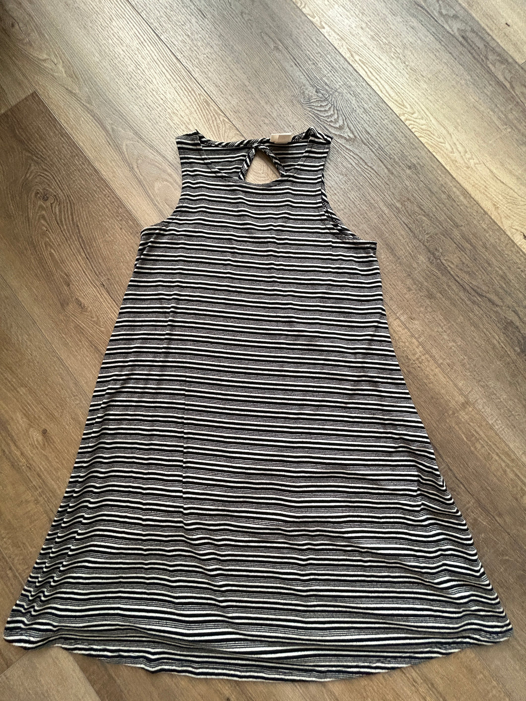 Summer knit dress Tank style, keyhole back - size Junior Girls XS (0-1)