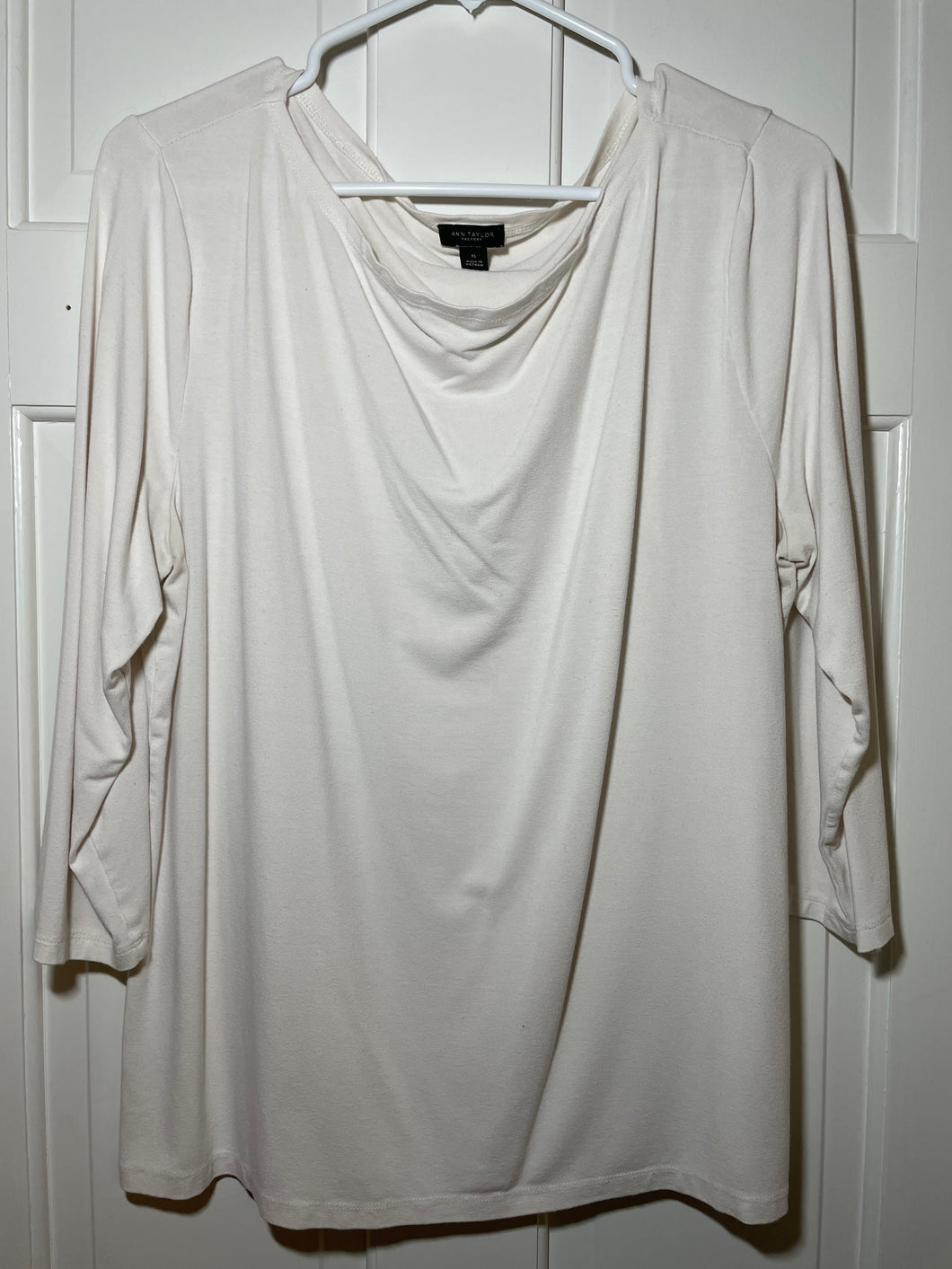 Ann Taylor Factory 3/4 Sleeve White Top - size Women XL (14)
