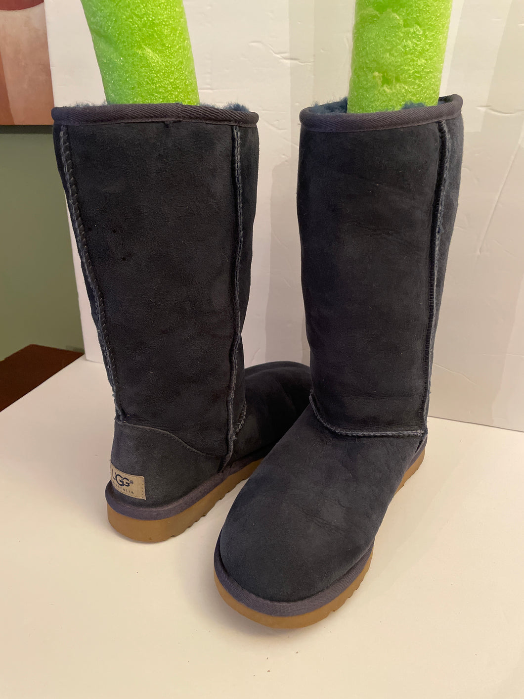 UGG Boots Blue Suede - size shoes-youth 5