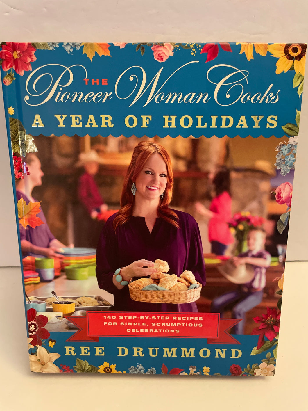HB - Pioneer Woman A Year of Holidays