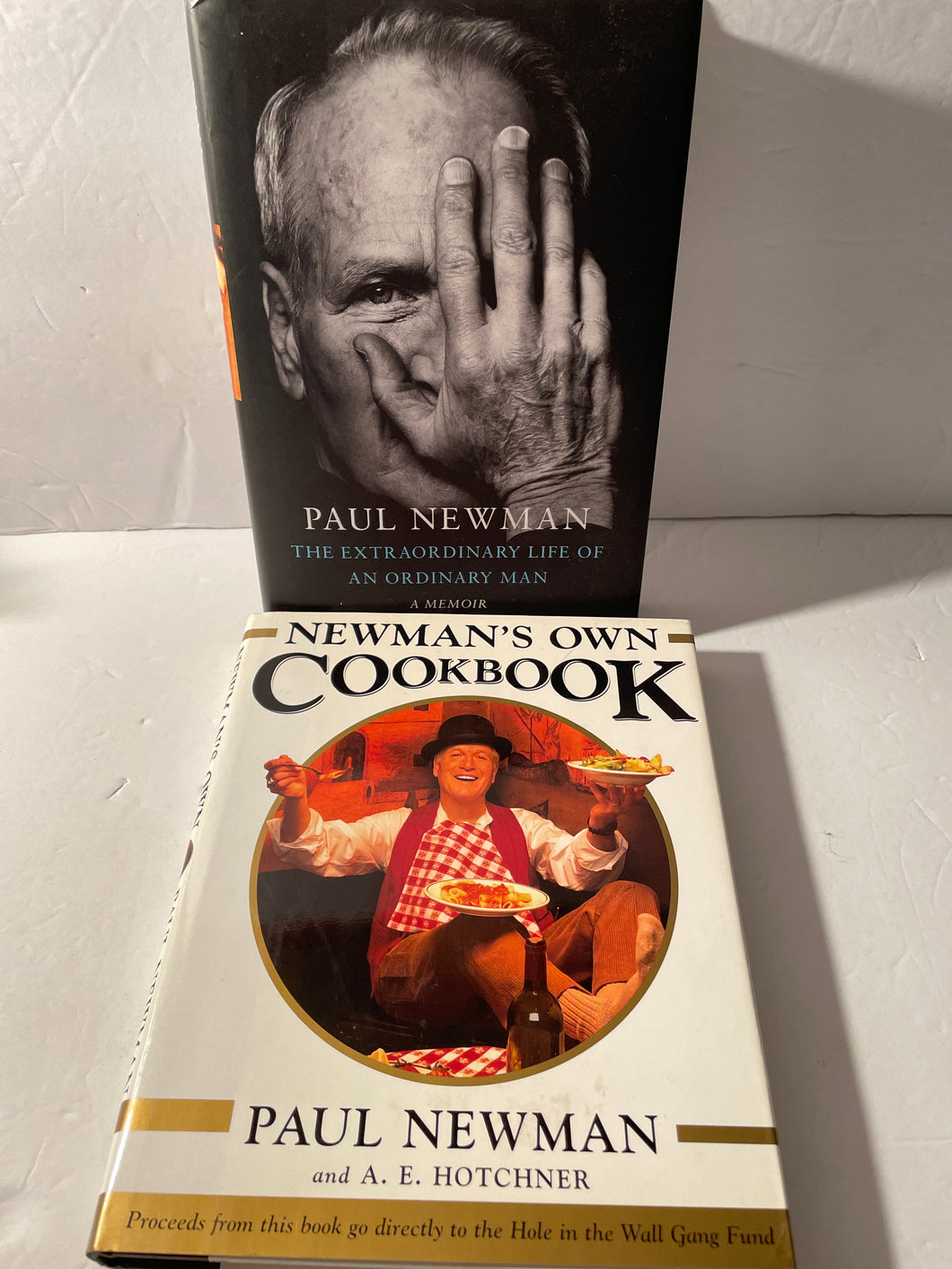 2 HB - Paul Newman / Newman's Own Cook Book