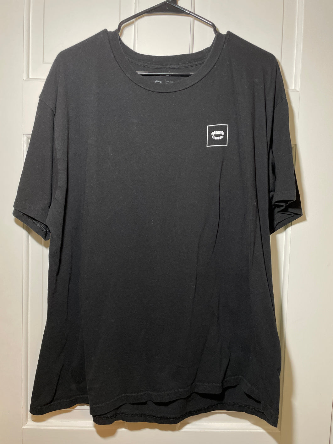 Size 2XL CHOMP Black Shortsleeve Shirt - size Mens XL