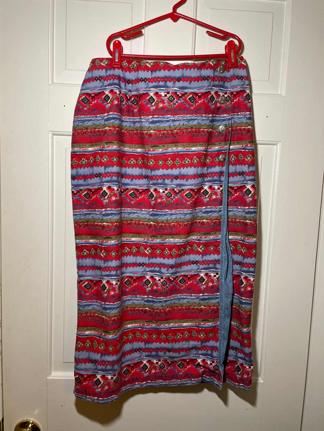 Coldwater Creek Size PM Blue / Red Maxi Skirt - size Women M (8-10)