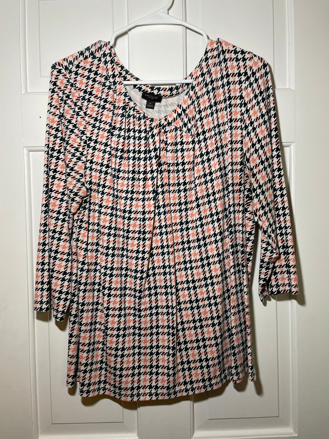 Ann Taylor Factory 3/4 Sleeve Top - size Women XL (14)