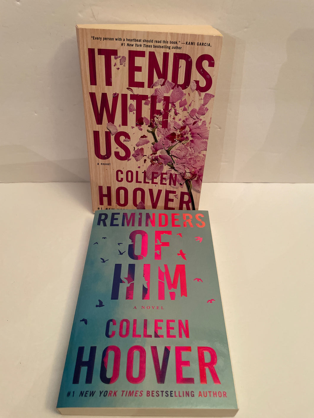 2 PB - Colleen Hoover It Ends With Us /