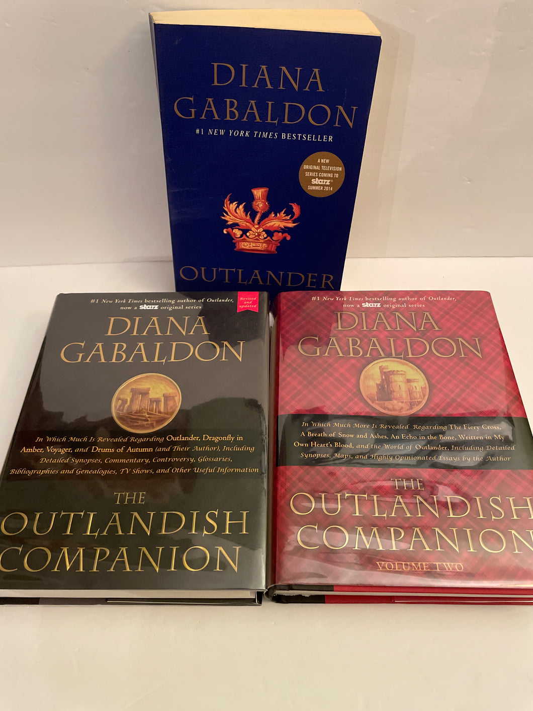 PB - Outlander 2 HB - Outlandish
