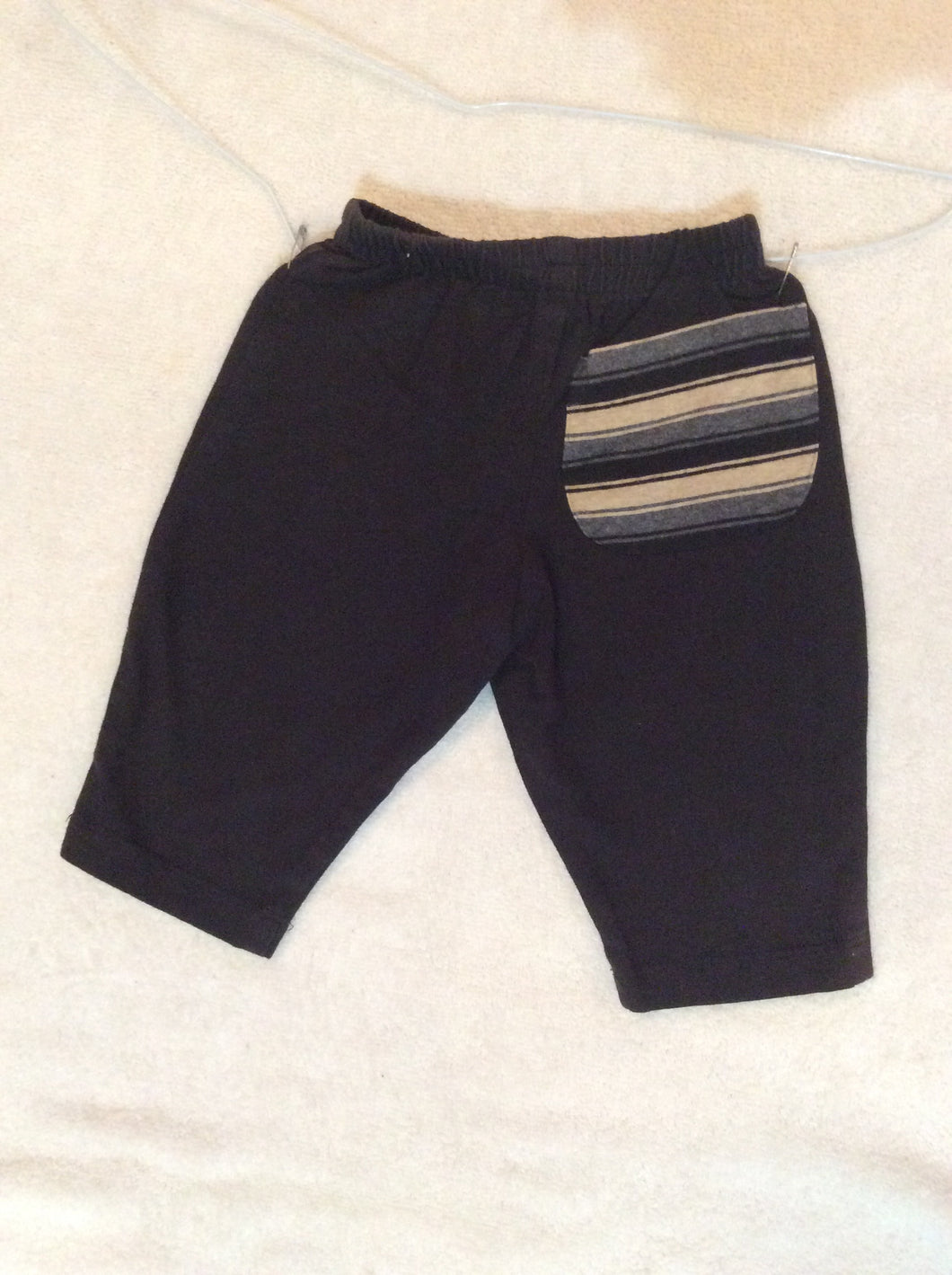 blk sweat pants w/bk strp pckt - size 3-6 Months