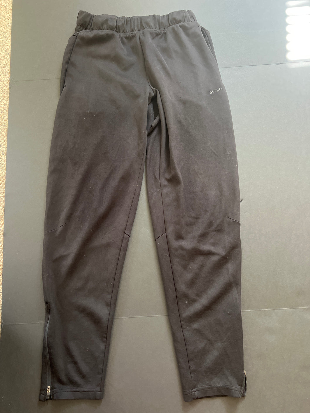 SKORQ JOGGERS - BLACK QUICK DRY - size Mens M