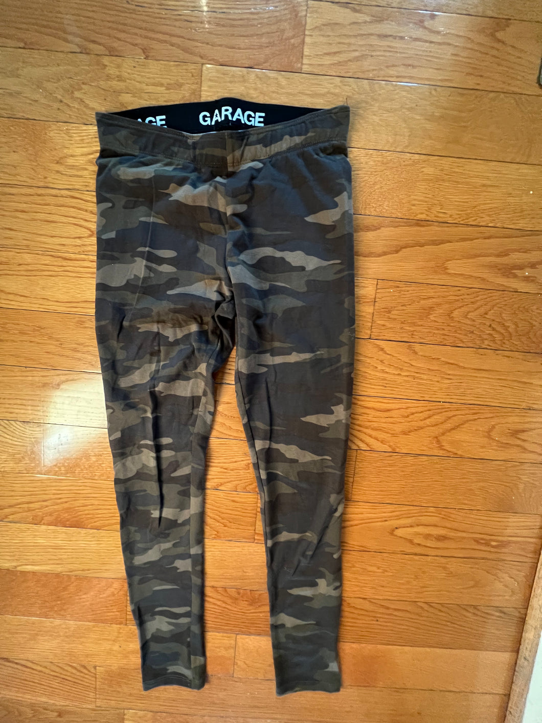 GARAGE TIGHTS Brown camoflauge - size Junior Girls S (3-5)