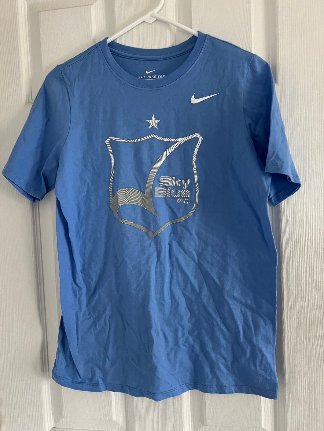 NIKE - SKY BLUE FC BLUE TSHIRT - size Women S (4-6)