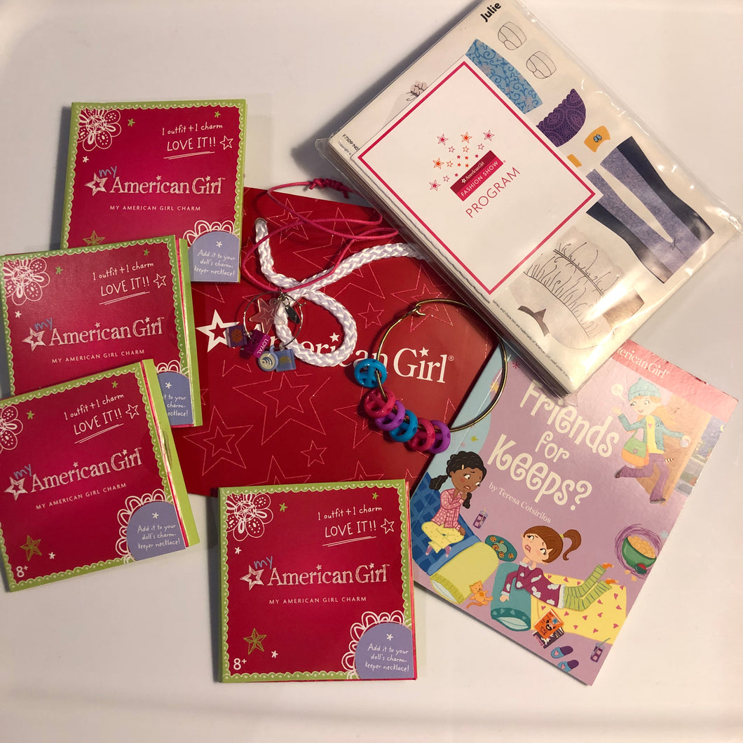AMERICAN GIRL CHARMS & PAPER DOLLS