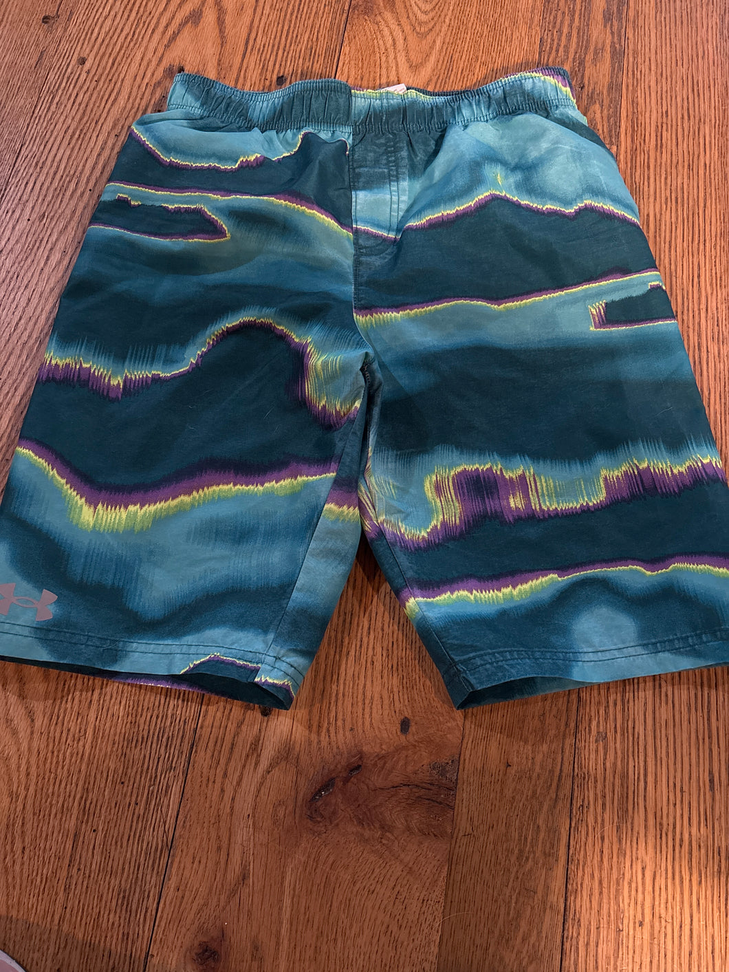 Under Armor Bathing Suit - size Kids/Teen 18