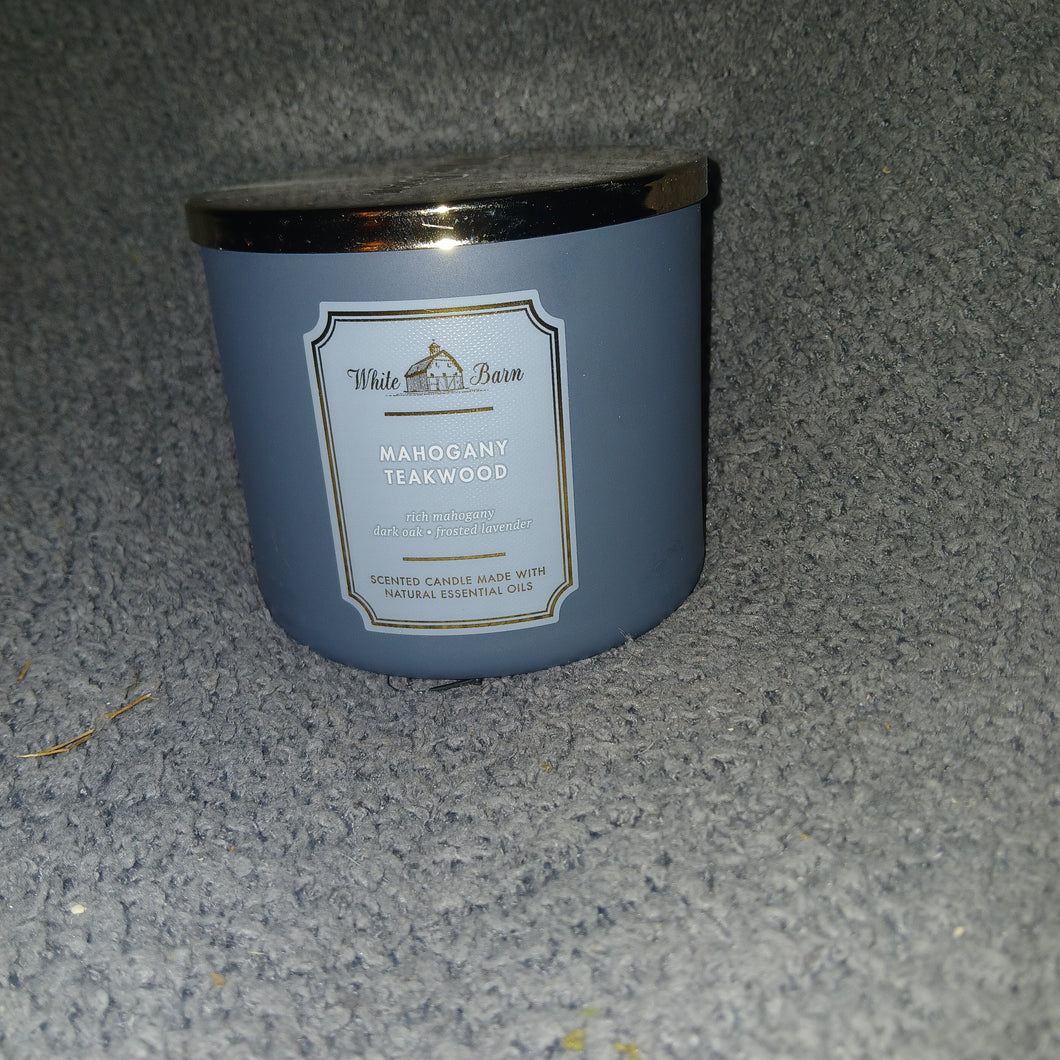 NEW WHITE BARN MAHOGANY TEAKWOOD 14.5 OZ CANDLE