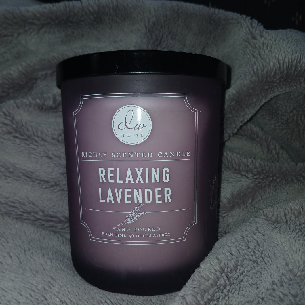 NEW 15.01 OZ LAVENDER CANDLE