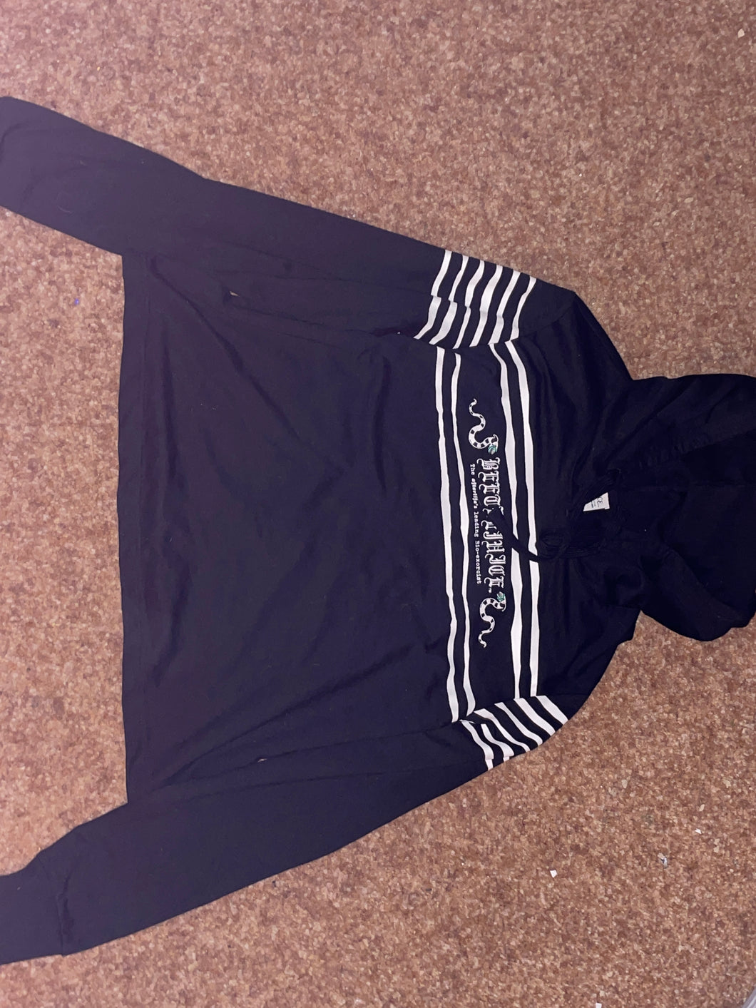 BEETLEJUICE BLACK AND WHITE L/S TEE - size Junior Girls M (7-9)