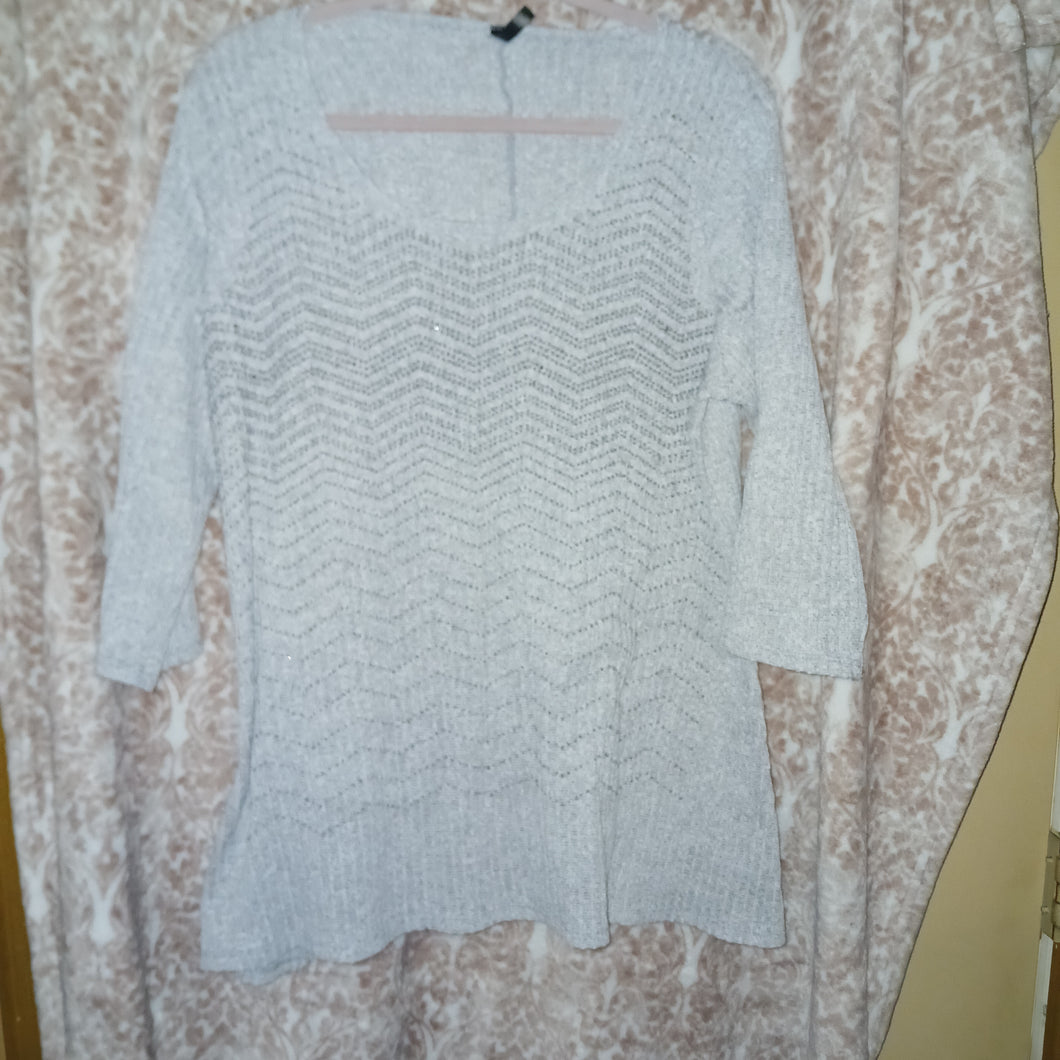 GRAY SEQUIN TOP - size Women 1XL (16-18)