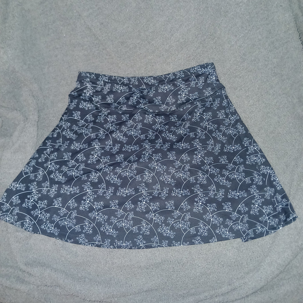 ACTIVE SKORT - size Women L (12)