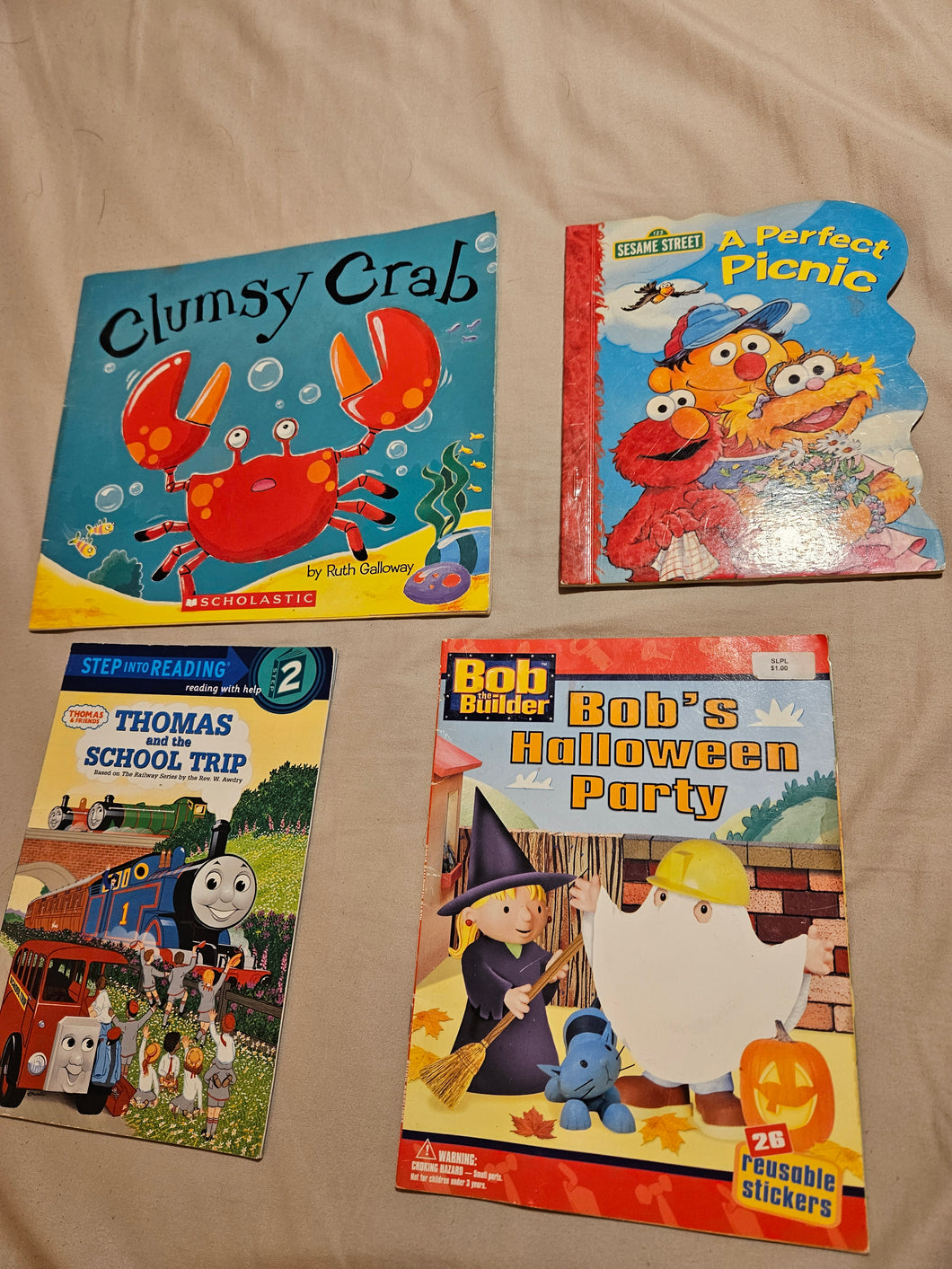 4 books bob sesame Street Thomas & crab