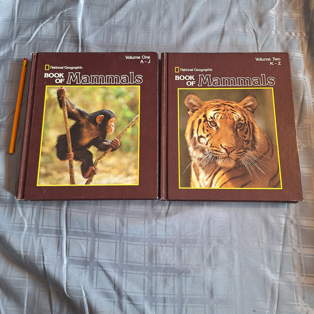 NATIONAL GEOGRAPHIC BOOK OF MAMMALS