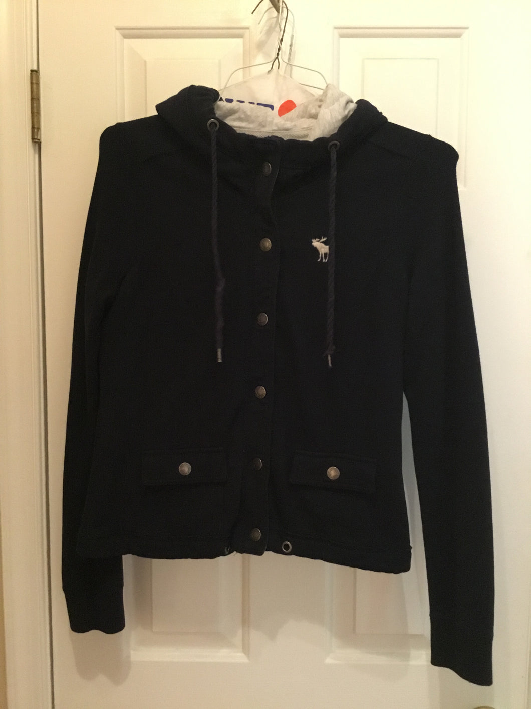 Abercrombie and Fitch Navy jacket - size Junior Girls M (7-9 ...