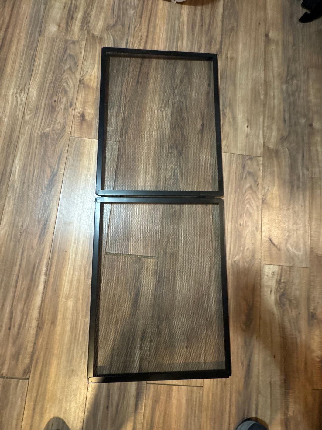 100 gallon tank lid Folds in half to open