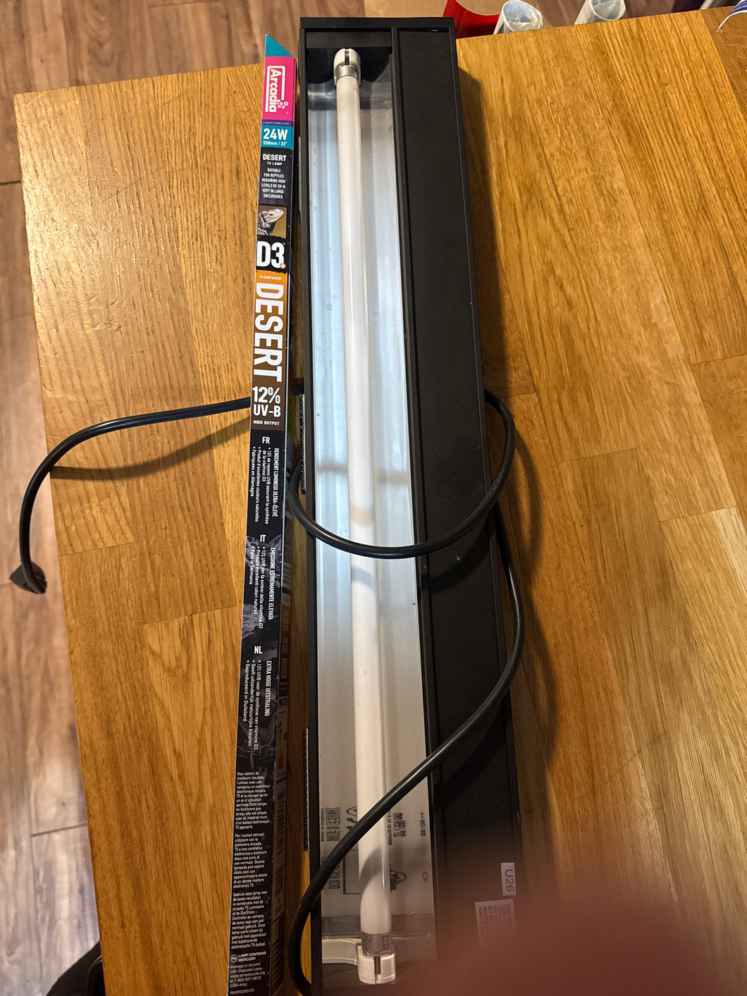 24 hood light with 22 D3 UVB light
