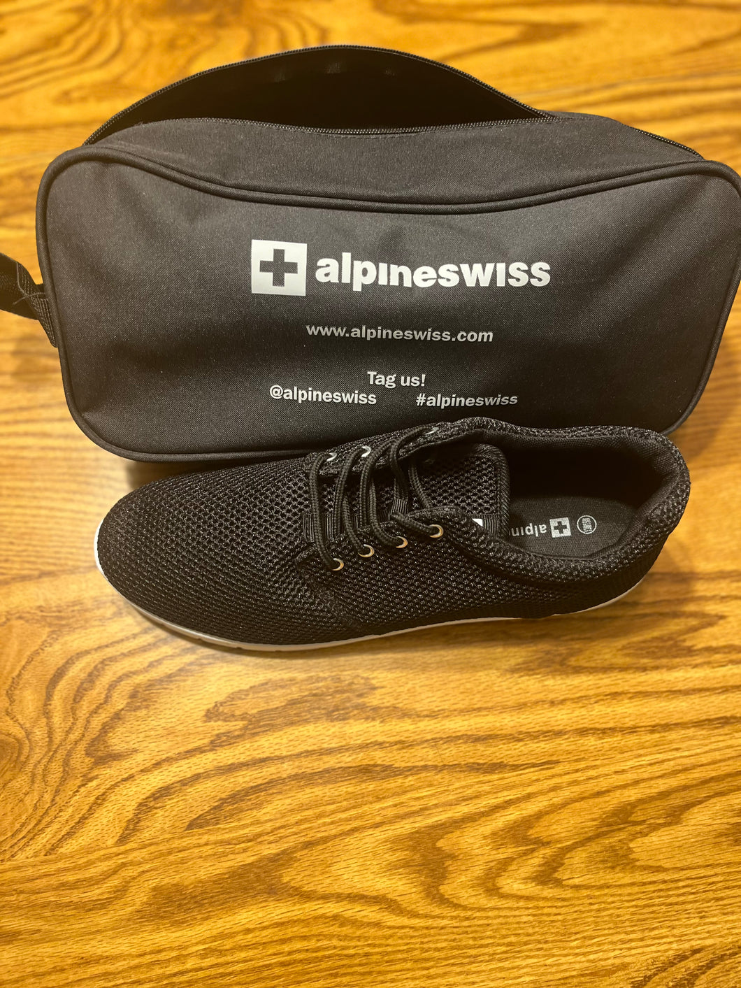 Sz 13 Alpine Swiss-Enzo black sneakers-Brand New - size Shoes-teen 9.5
