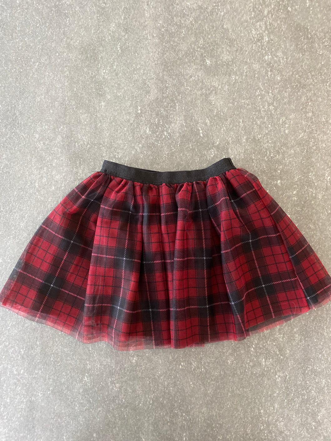 Red/black plaid skirt Children's Place - size Kids 6