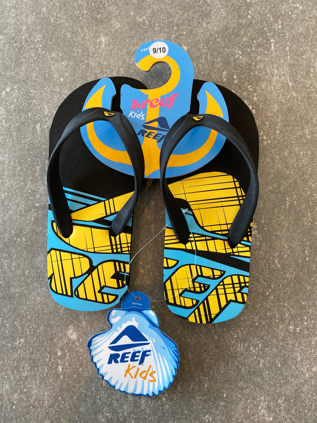 NWT Reef flip flops New black/yllw/teal - size Shoes-toddler 9