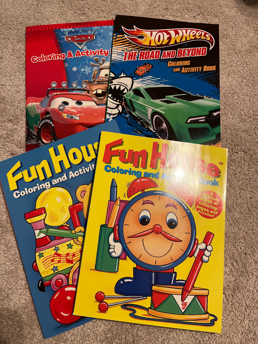 4 coloring books (new) Cars, fun house