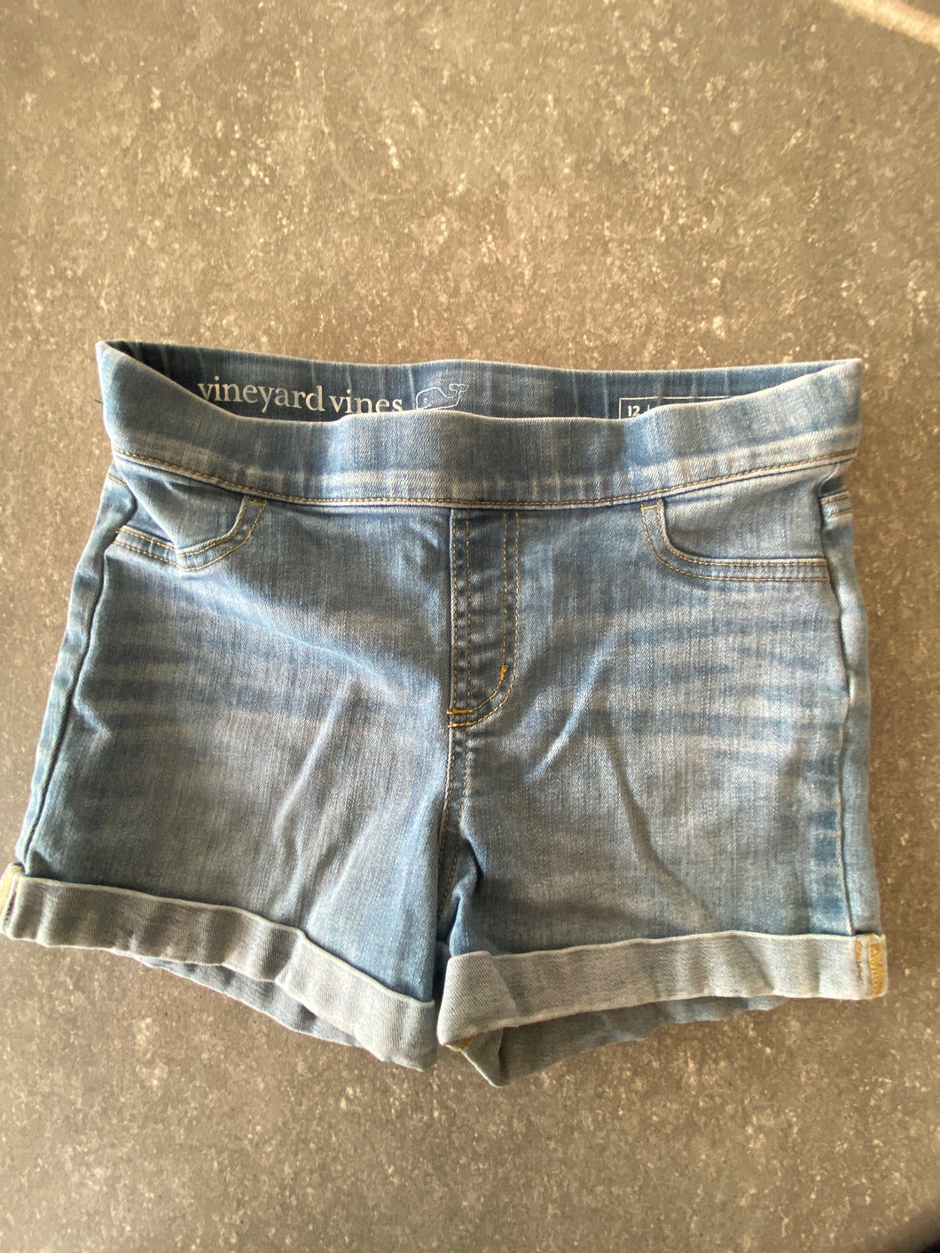 Vineyard Vines denim Light wash shorts - size Kids 12