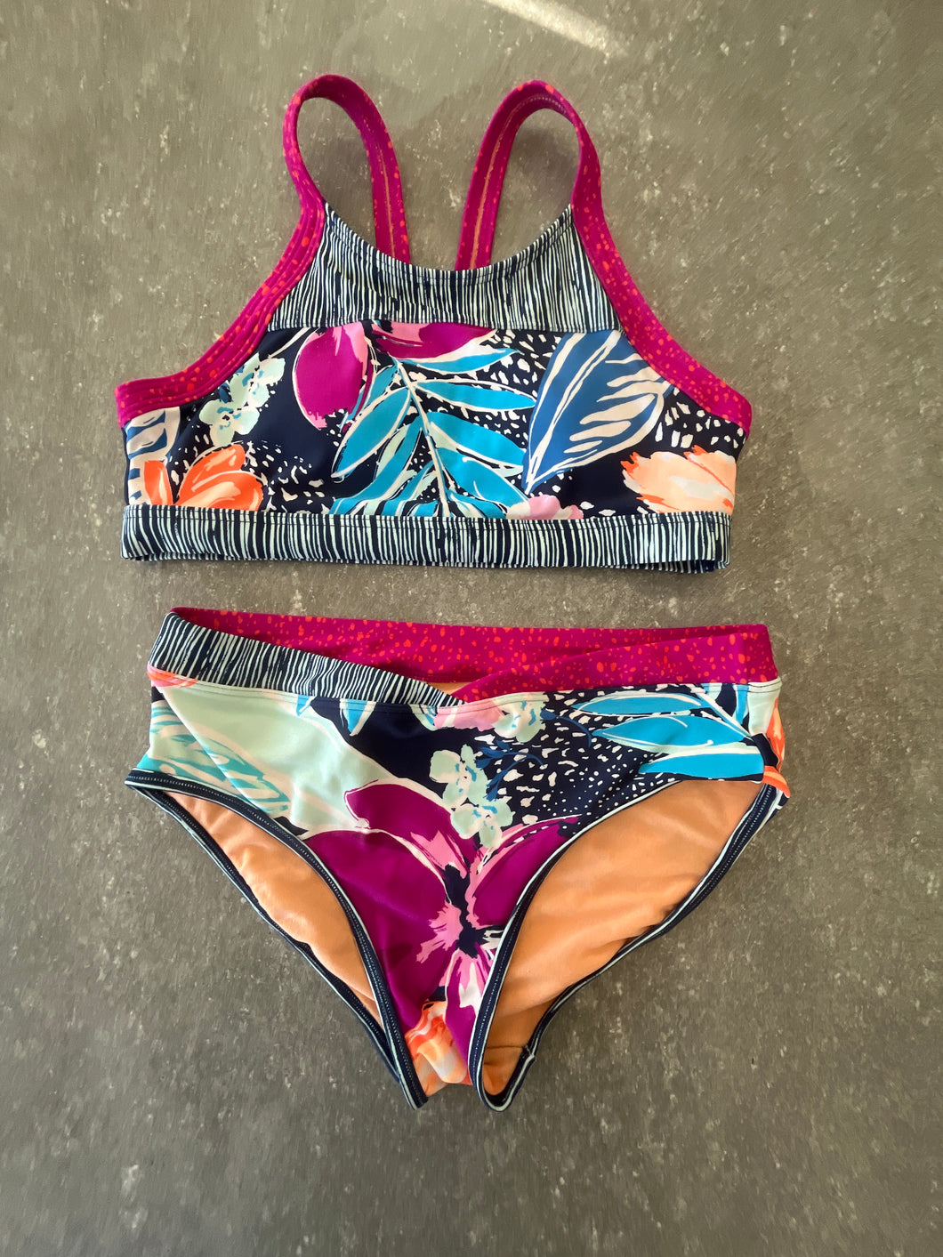 Athleta 2-pc swim suit Removable padded top - size Kids 14