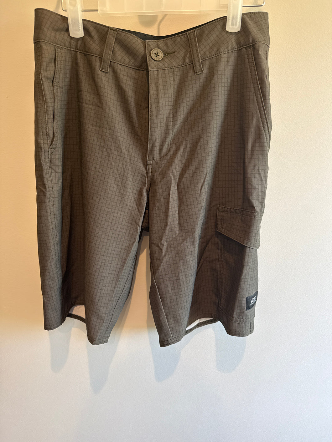 Olive Vans Hybrid Shorts Size 28 - size pants 28-30