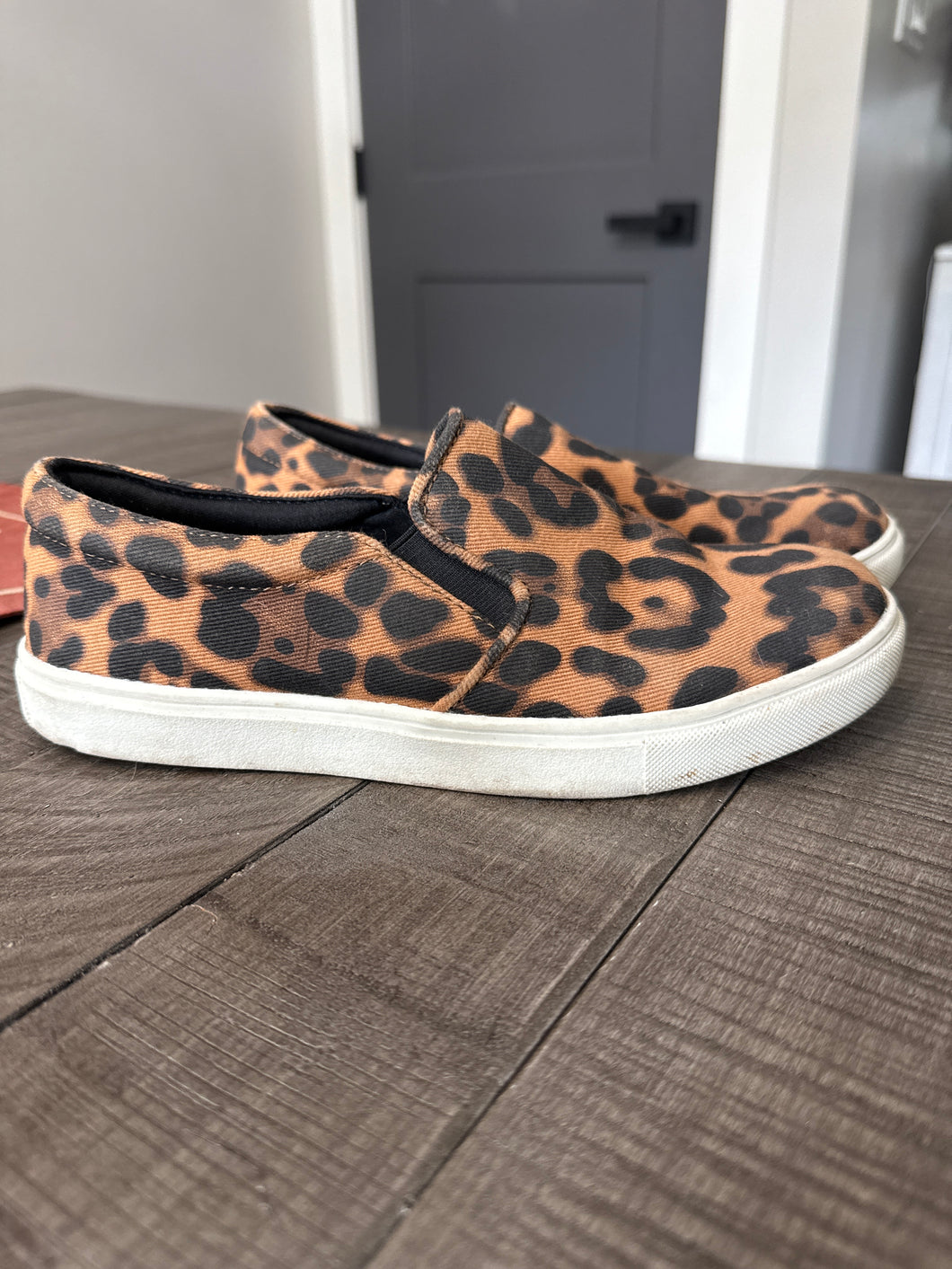 Leopard Slip-Ons - size Shoes-Womens 7.5